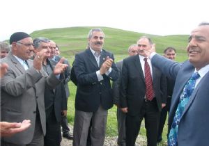 Yılmaz istikrara dikkat çekti